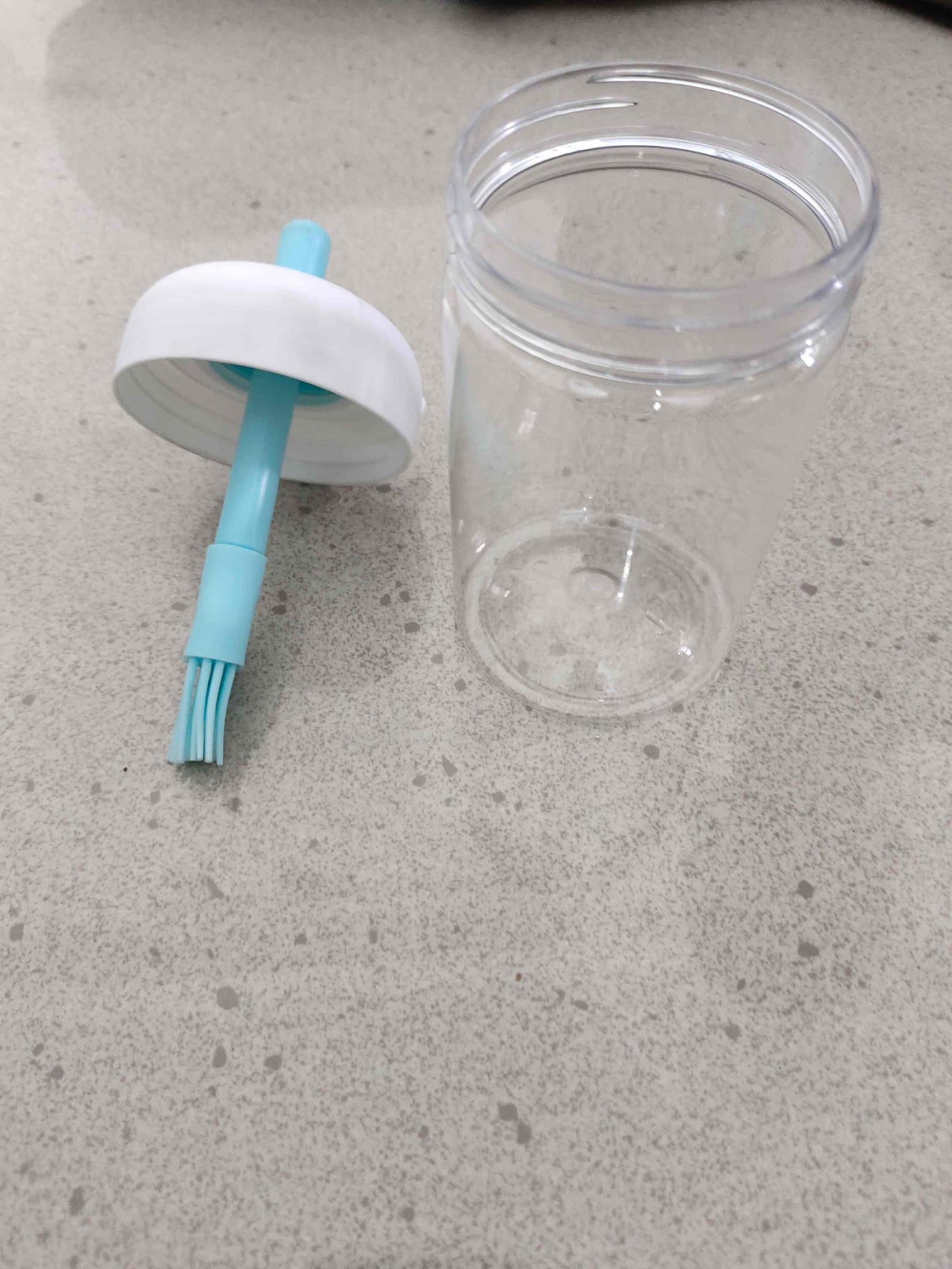 BrushPour Oil Dispenser Bottle